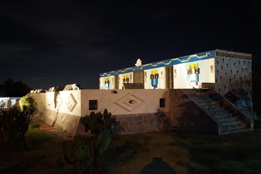 Hotel Casa De La Luna San Juan Teotihuacán Exterior foto